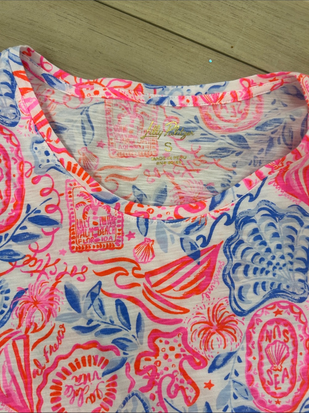 Lilly Pulitzer Neon Pink & Bright Blue Printed Short Sleeve Tee - Picture 2 of 3